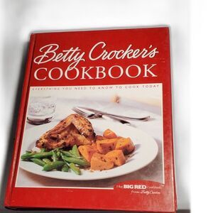 Betty Crocker's Cookbook  "The BIG RED Cookbook" ~Vintage~ 2000/2001